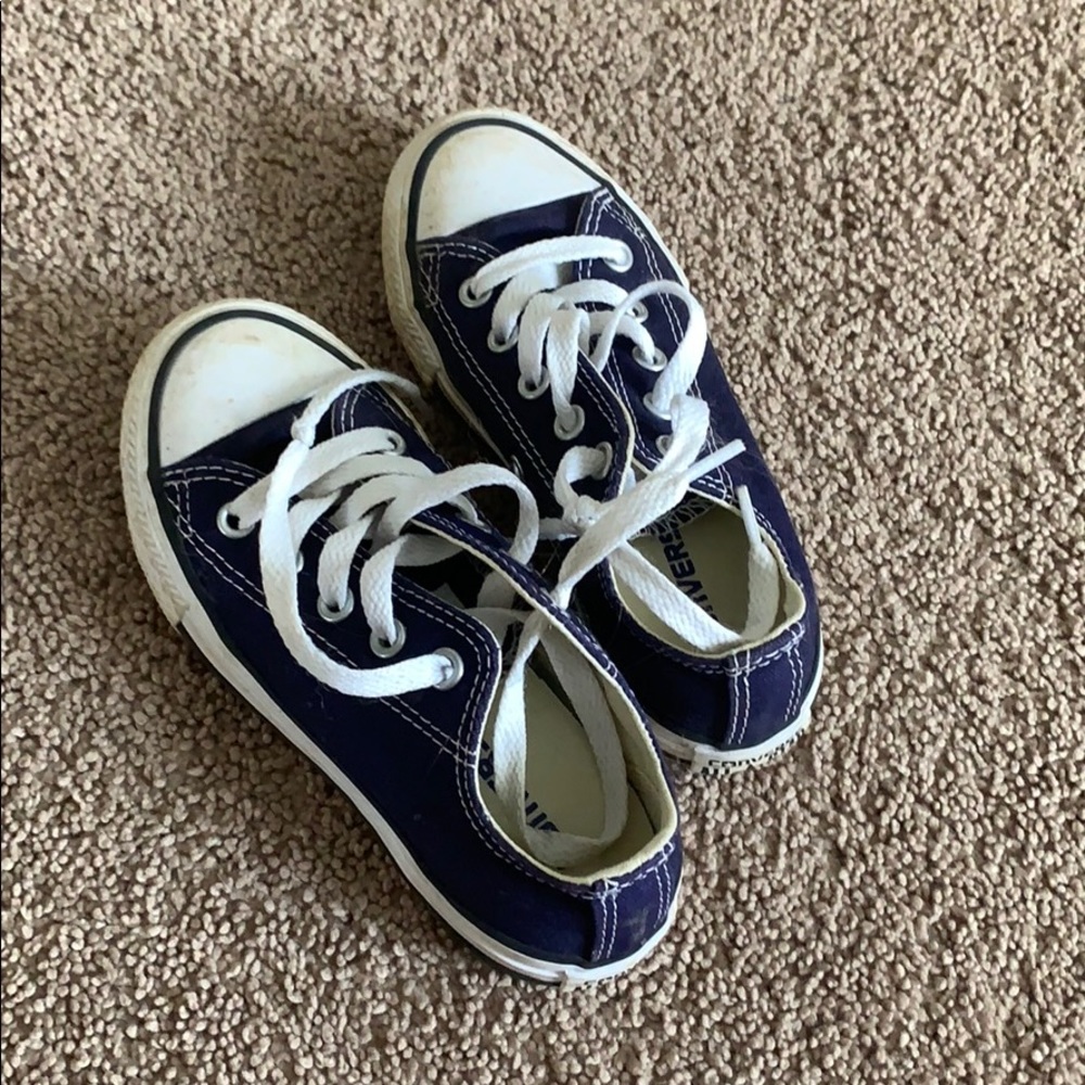 Girls navy blue Converse